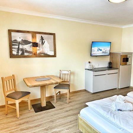Hubertus Alpine Living Aparthotel Obertauern Bagian luar foto